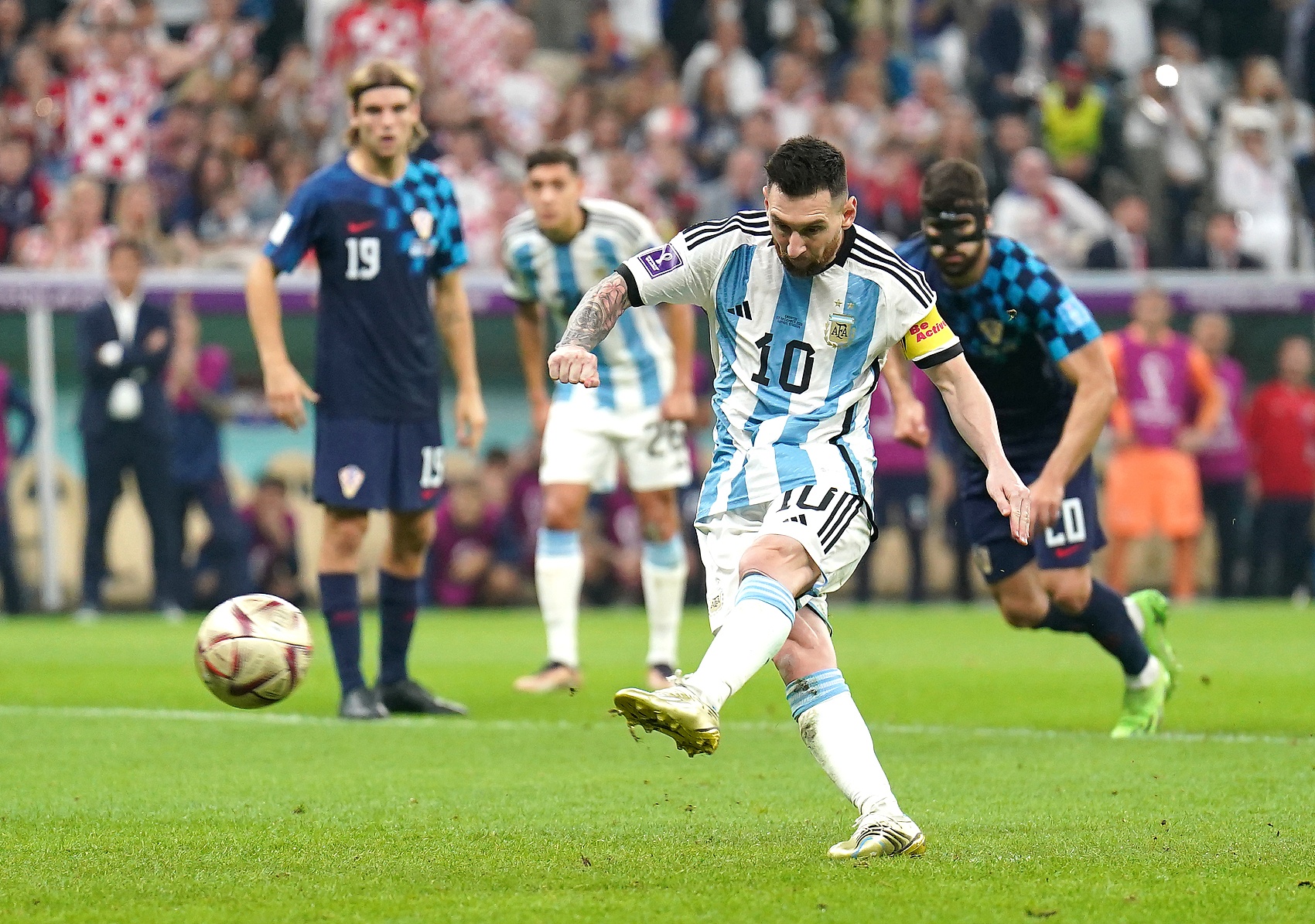梅西2022年为阿根廷打进16球，继续刷新个人自然年进球纪录