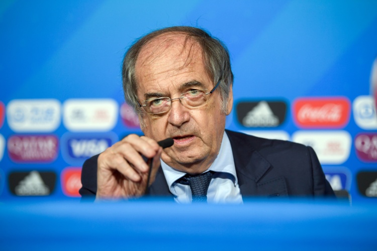 泰晤士报：尽管勒格拉埃面临不当行为的指控，FIFA依旧选择支持他