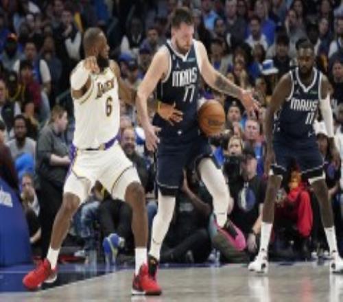 湖人在客场以111-108逆转击败独行侠完成了27分的大逆转