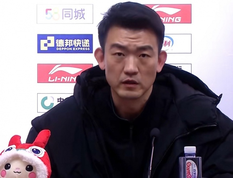 王博：陈盈骏确实个人能力比较出色 今天赢球就赢在防守上