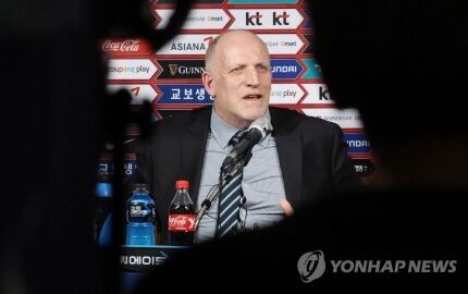 韩国足协高层：克林斯曼是选帅的首个谈判对象，他对韩国印象很好