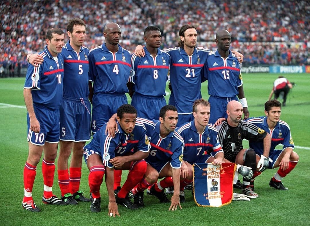 齐祖亨利领衔一众传奇！法国上次欧洲杯夺冠的首发一个比一个狠