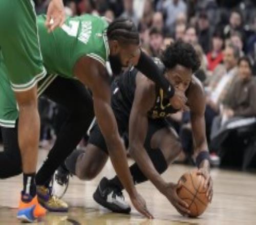 NBA凯尔特人队战胜猛龙 杰伦布朗砍下27分绿军9连胜