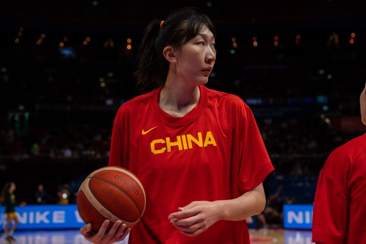 韩旭启程前往纽约备战WNBA新赛季 近期一直在苦练英文