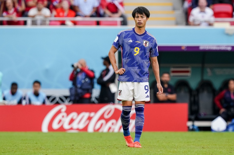 日本职业足球运动员协会2022年度各奖项出炉，三笘薰当选最佳球员