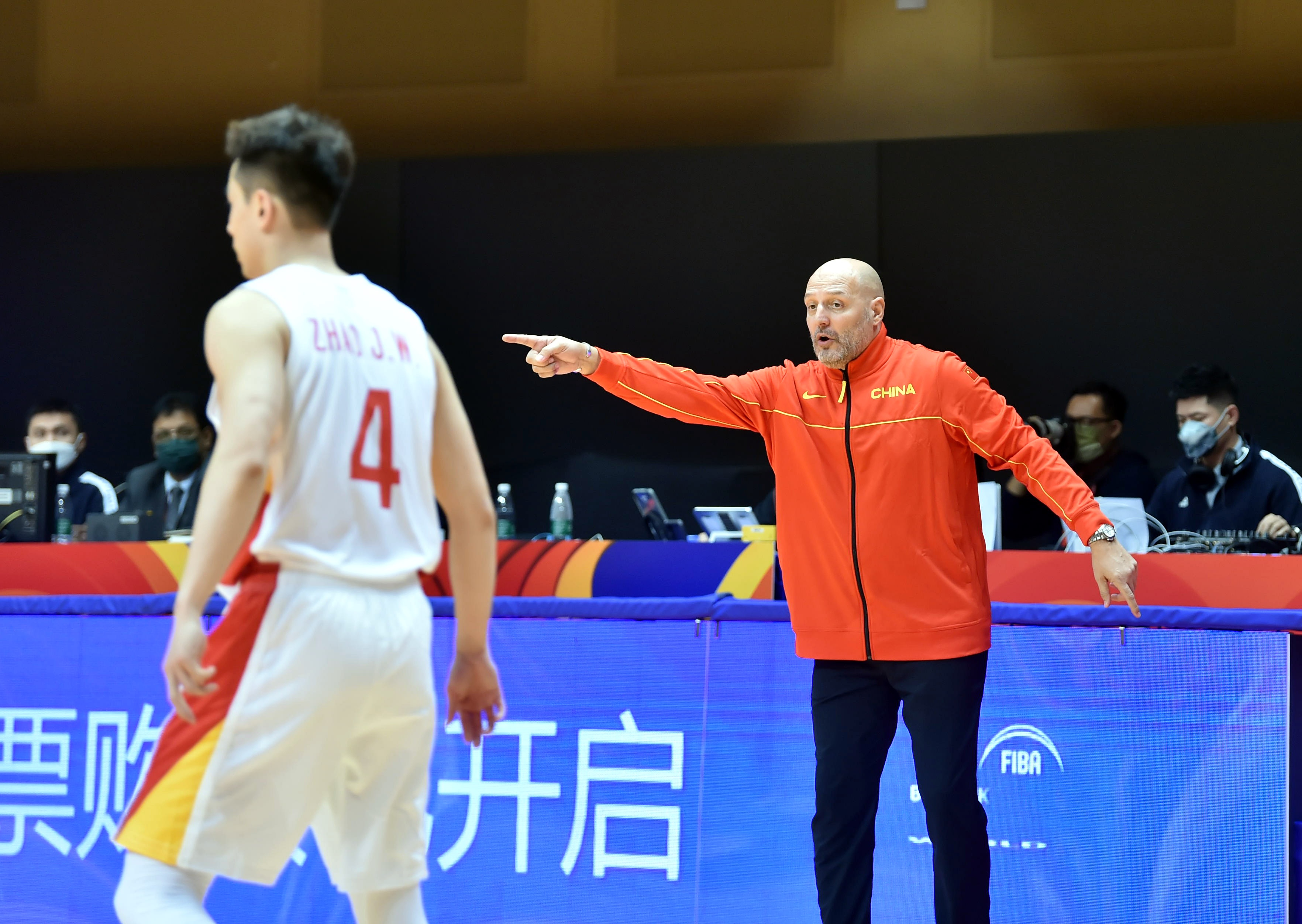 赵探长：中国男篮今晚与同曦队进行内部教学赛为杭州亚运会热身