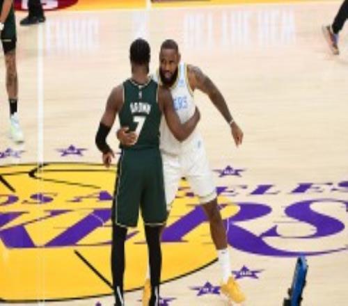 NBA常规赛湖人118-122凯尔特人 塔图姆狂砍44分戴维斯空砍37分12篮板