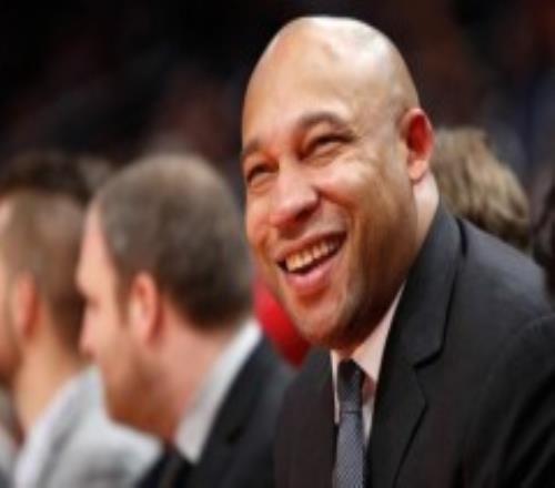 湖人球迷怒喷哈姆 NBA历史上最差的教练