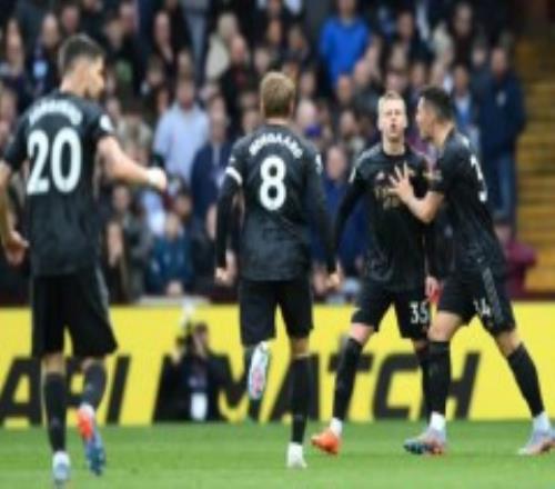 阿森纳4-2阿斯顿维拉继续领跑英超 津琴科呼吁球队战斗到最后