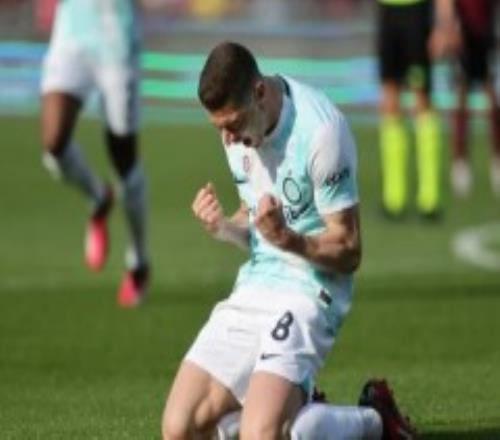 国际米兰0-0萨勒尼塔纳球员评分:奥乔亚全场最佳
