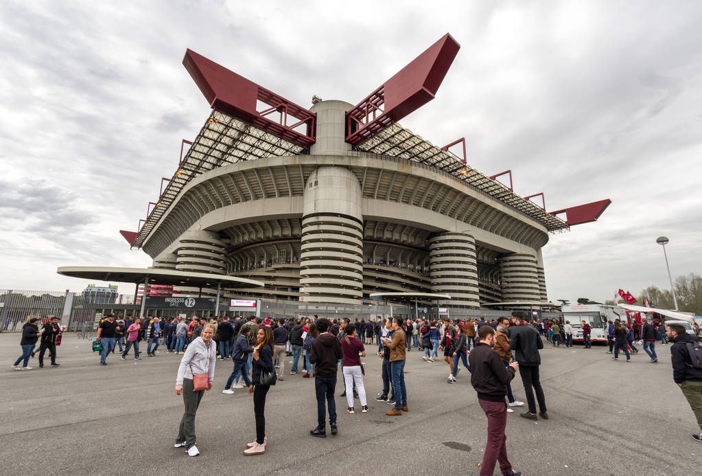 意天空：米兰市议会投票批准新球场建设，要求容量增至7万人