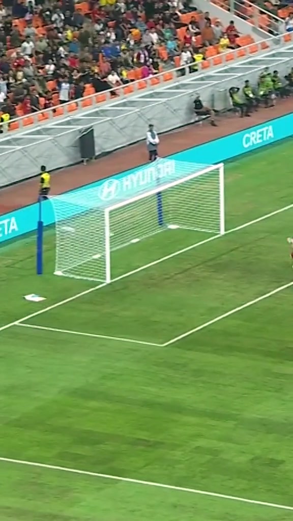 克劳迪奥埃切维里，U17世界杯阿根廷队冒头的妖星